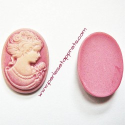 Cabochon camée rose 24mm résine