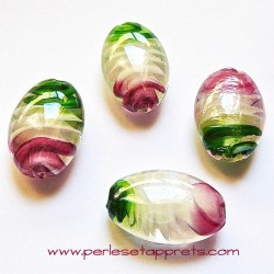 Perle ovale en verre vert rose 25mm