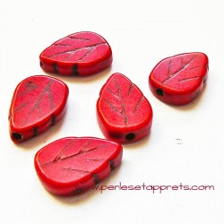 Perle feuille howlite rouge 13mm, pour bijoux, perles et apprêts