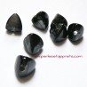 Lot 10 Perle synthétique 13mm pyramide noire