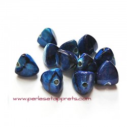 Perle synthétique pyramide bleue 13mm pour bijoux, perles et apprêts