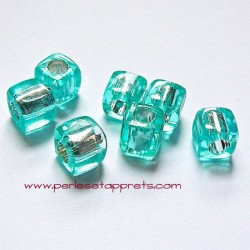 Perle synthétique cube vert d'eau 8mm pour bijoux, perles et apprêts