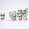 Perle synthétique 8mm cube blanc